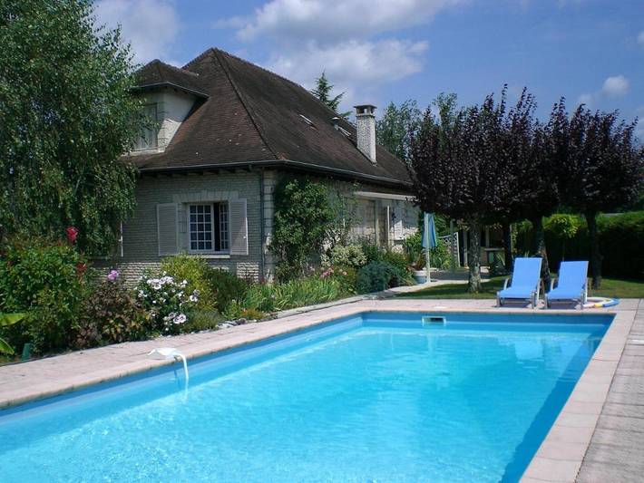 Maison d’hôte pour 4 personnes, avec Terrasse ainsi que Jardin et Piscine