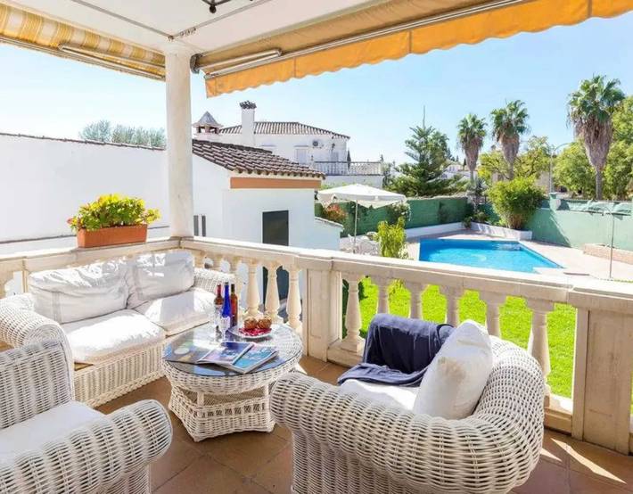 Location de vacances pour 10 personnes, avec vue sur le lac ainsi que piscine et terrasse à Arcos de la Frontera - 3