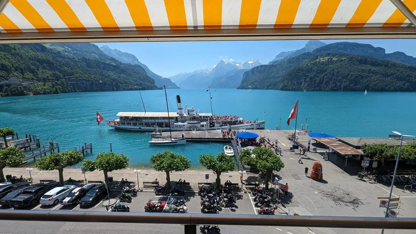 Apartamento de vacaciones para 4 personas, con terraza además de vistas al lago y vistas - 1