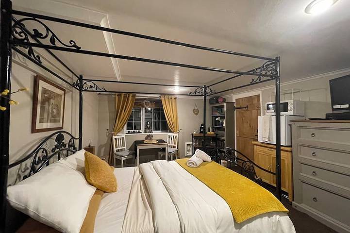 “Quirky Cottage” 2 double rooms in Dumfries und Galloway