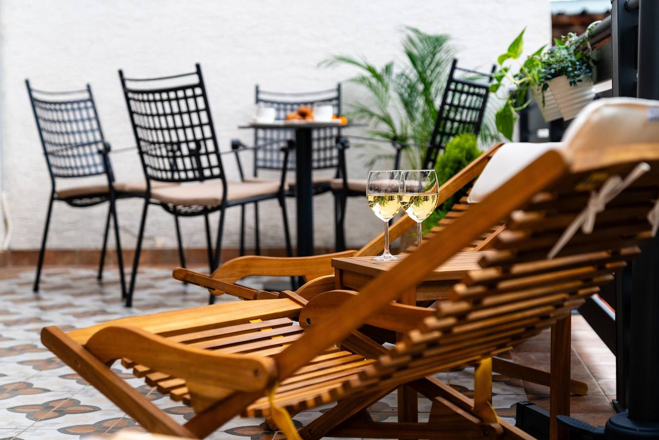 Ganze Wohnung, 1-Zimmer-Ferienwohnung mit Terrasse Otocac, Velebit A-20517-b in Prozor, Lika-Senj