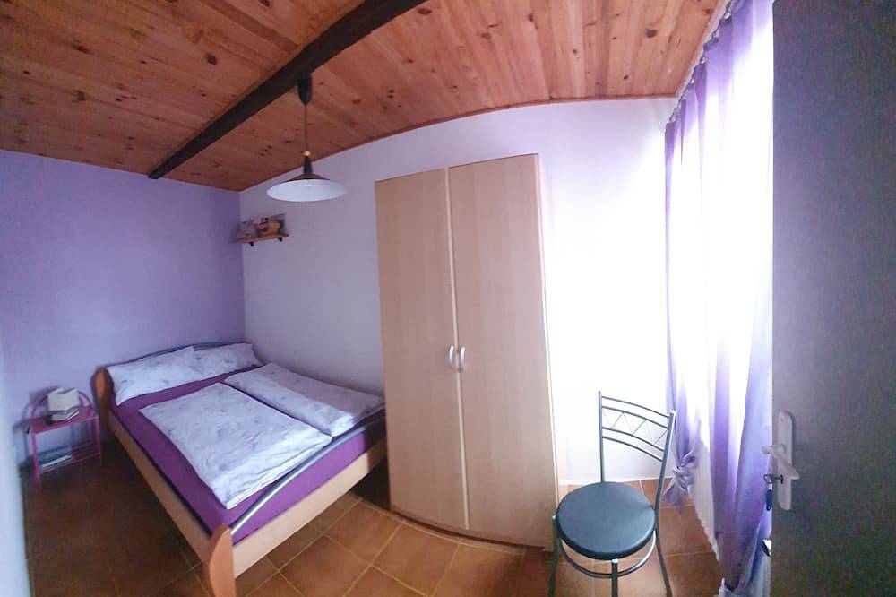 Appartamento intero, Appartamento in un ambiente rustico con vista sul mare in Villanova (Francia), Ajaccio e dintorni