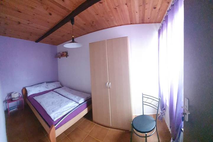 Gîte pour 4 personnes, avec terrasse et jardin, animaux acceptés à Villanova - 3