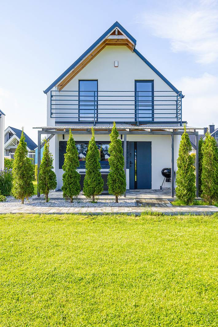 Ferienhaus für 8 Personen, mit Balkon und Garten in Sarbinowo