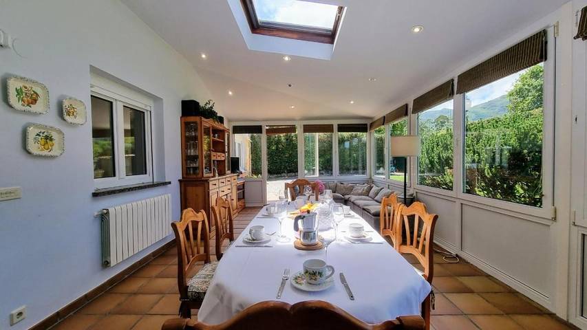 Gîte pour 8 personnes, avec jardin et terrasse, animaux acceptés dans Balmori - 2