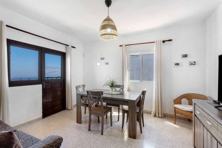 Ferienhaus 'Maruca 1' mit Meerblick, privater Terrasse und Wlan in El Mocanal, Valverde