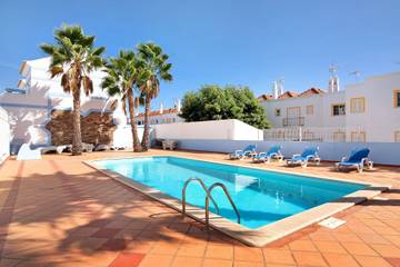Villa for 11 People in Vila Nova de Cacela, Algarve, Photo 1