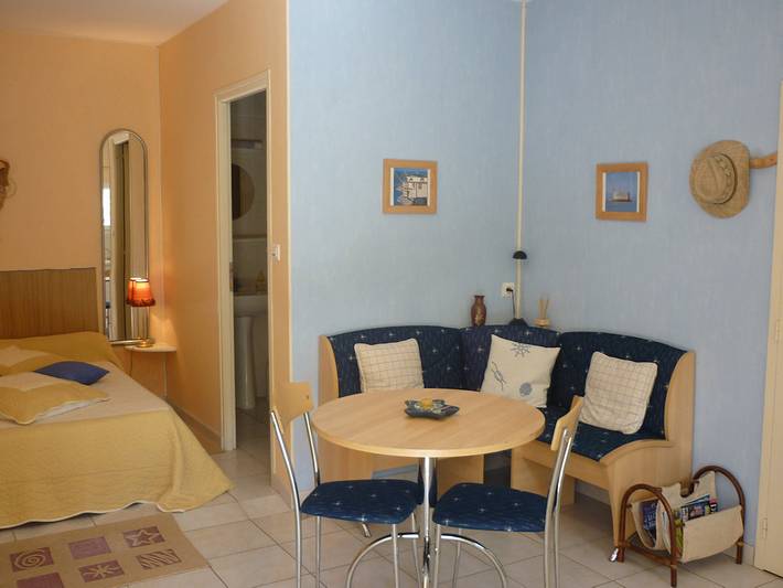 Cottage pour 2 personnes, avec jardin à Ternant (Charente-Maritime)