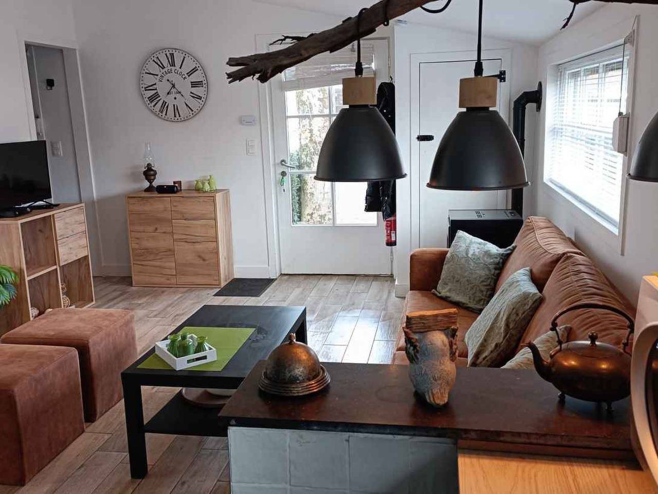Vakantiepark Klein Strand - Luxe Houten Chalet in Jabbeke, West-Vlaanderen