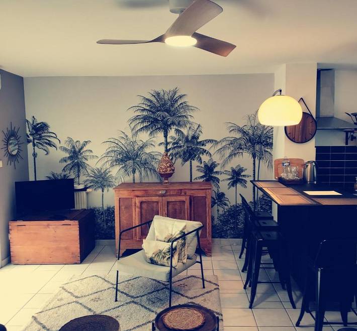 Location de vacances pour 4 personnes, avec terrasse à Alba-la-Romaine