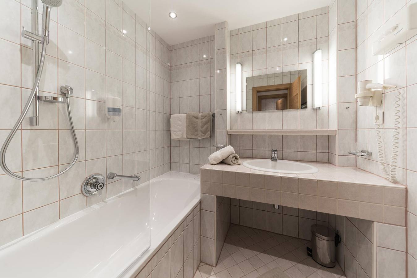 Ganze Ferienwohnung, Doppelzimmer mit Balkon C in Obergurgl, Sölden (Österreich)