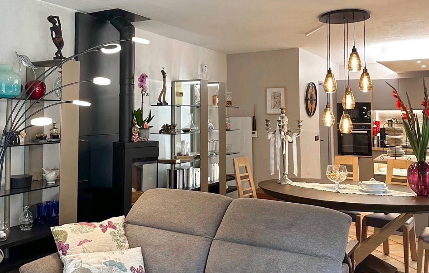 Encantador apartamento de 2 dormitorios con piscina cerca del lago de Pont Royal in Mallemort, Region de Arles