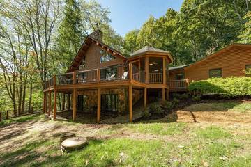 Log Cabin for 10 Guests in Deep Creek Lake, Garrett County, Picture 1