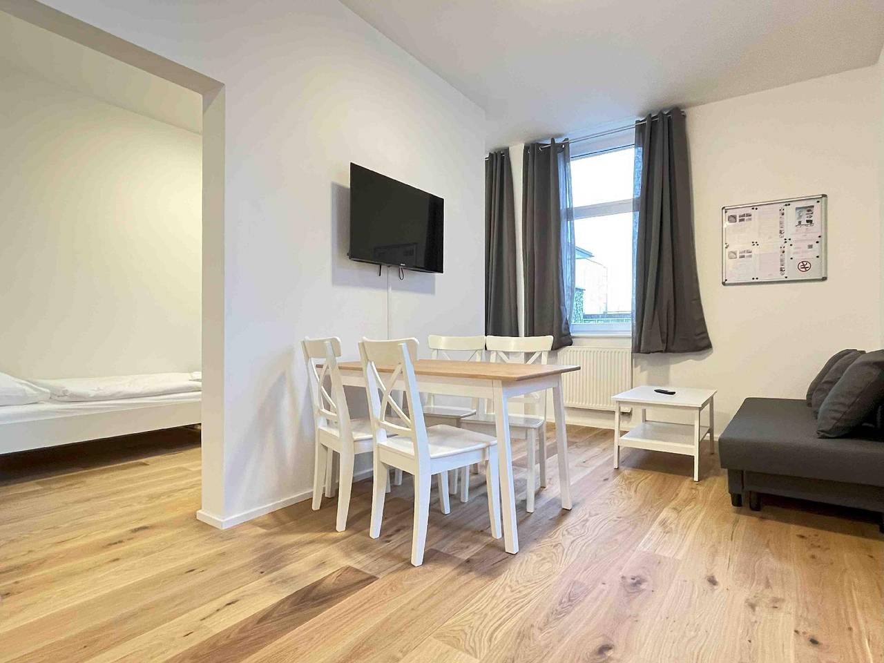 Ganze Ferienwohnung, Am1O62 Smarte Monteurwohnung in Amberg, Ostbayern