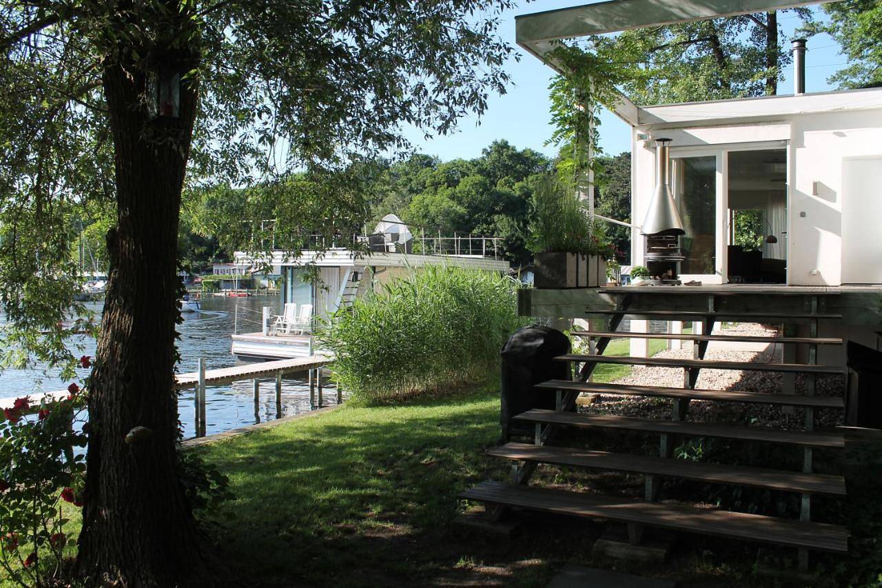 Marina Hausboote und Seelodge in Westend Berlin, Berlin