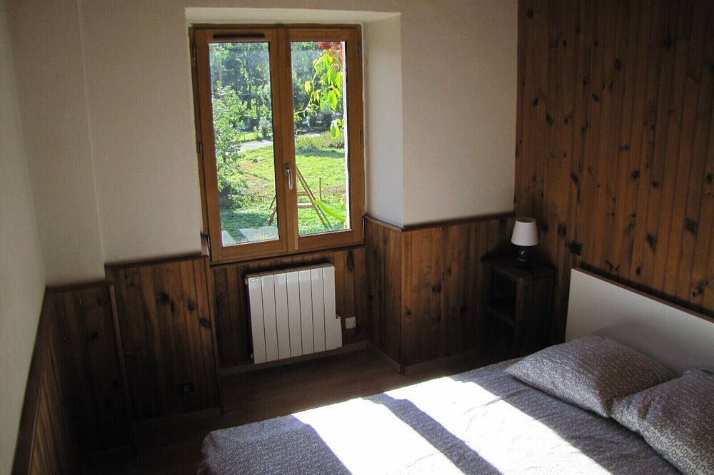 Gîte (3 étoiles) , situé à 45mn de Grenoble, dans une station de montagne in Gresse-en-Vercors, Parc naturel régional du Vercors