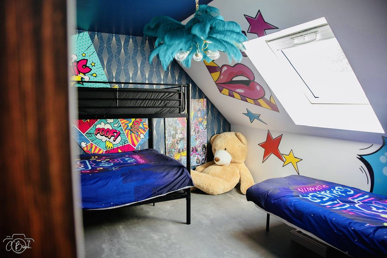 La Villa des Secrets un lieux insolite et chic aux portes de Paris in Boissets, Yvelines