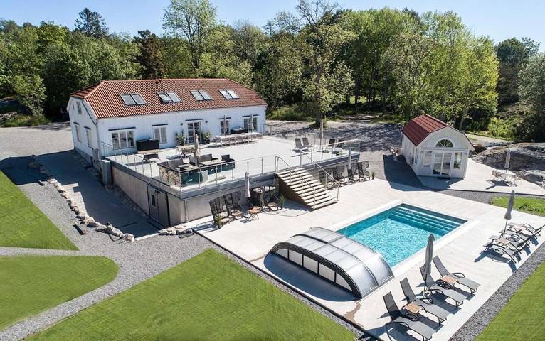 Villa für 13 Personen, mit Balkon und Pool sowie Garten - 1