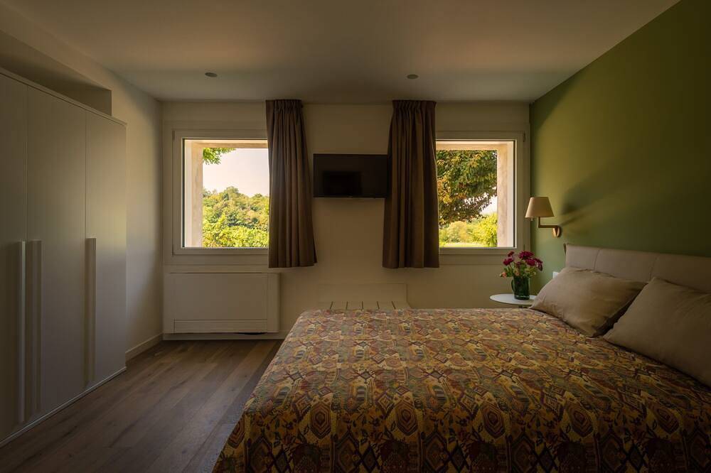 Suite-Familie-Ensuite mit Dusche-Gartenblick in Vicenza, Vicenza Provinz