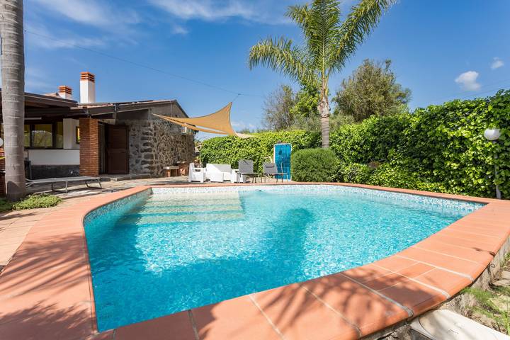 Villa Virginia con Vista Montagna in Francavilla di Sicilia, Provincia di Messina