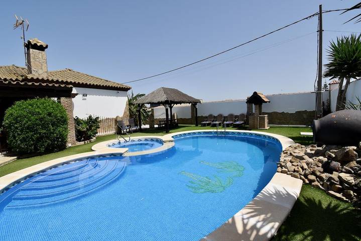 Chalet para 6 personas, con Jardín y Piscina en Andalucía