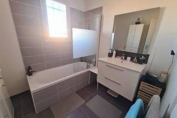 Gîte pour 4 personnes, avec jardin à Mudaison