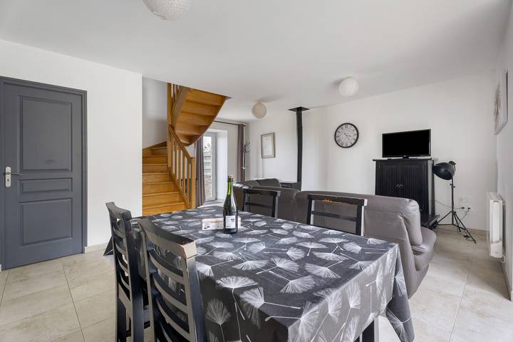 Gîte des Lacs – Le Noisetier: Gemeinschaftspool, Sauna & Whirlpool, private Terrasse, Wlan in Jugon-les-Lacs, Dinan und Umgebung