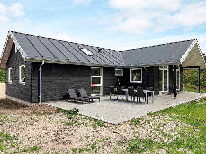 Ferienhaus für 10 Personen, mit Terrasse und Whirlpool in Vorupør - 2