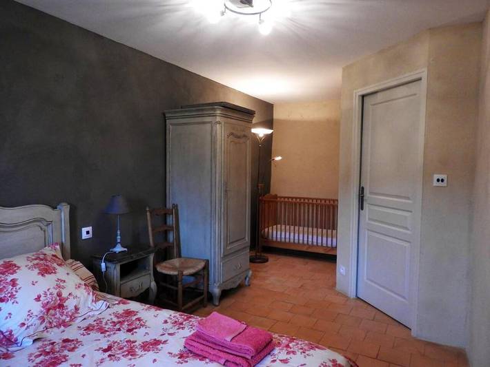 Location de vacances pour 6 personnes, avec jardin à Nueil-les-Aubiers - 3