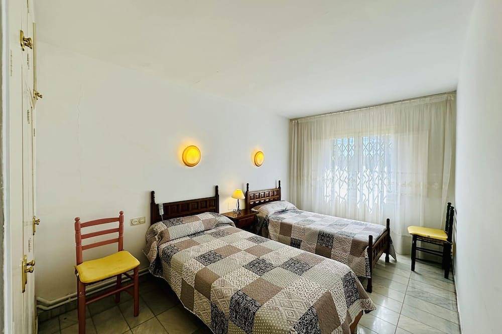 Pins Costabravasi - Piscina, A/C, wifi, parking in Llagostera, Costa Brava