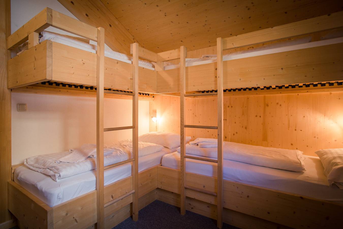 Ferienhaus # 47 mit Ir-Sauna und Whirlpool innen in Stadl-Predlitz, Turracher Höhe