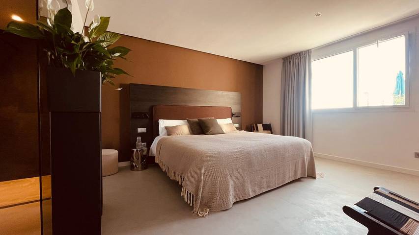 Entire apartment, Wengé Suite in Sitges, Garraf