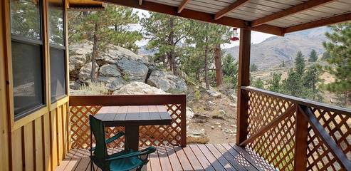 Log Cabin for 5 Guests in Wyoming, USA, Picture 2