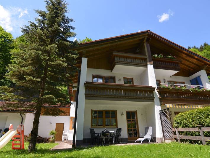 Vakantiehuis voor 12 personen, met tuin en balkon, kindvriendelijk in Schönau am Königssee