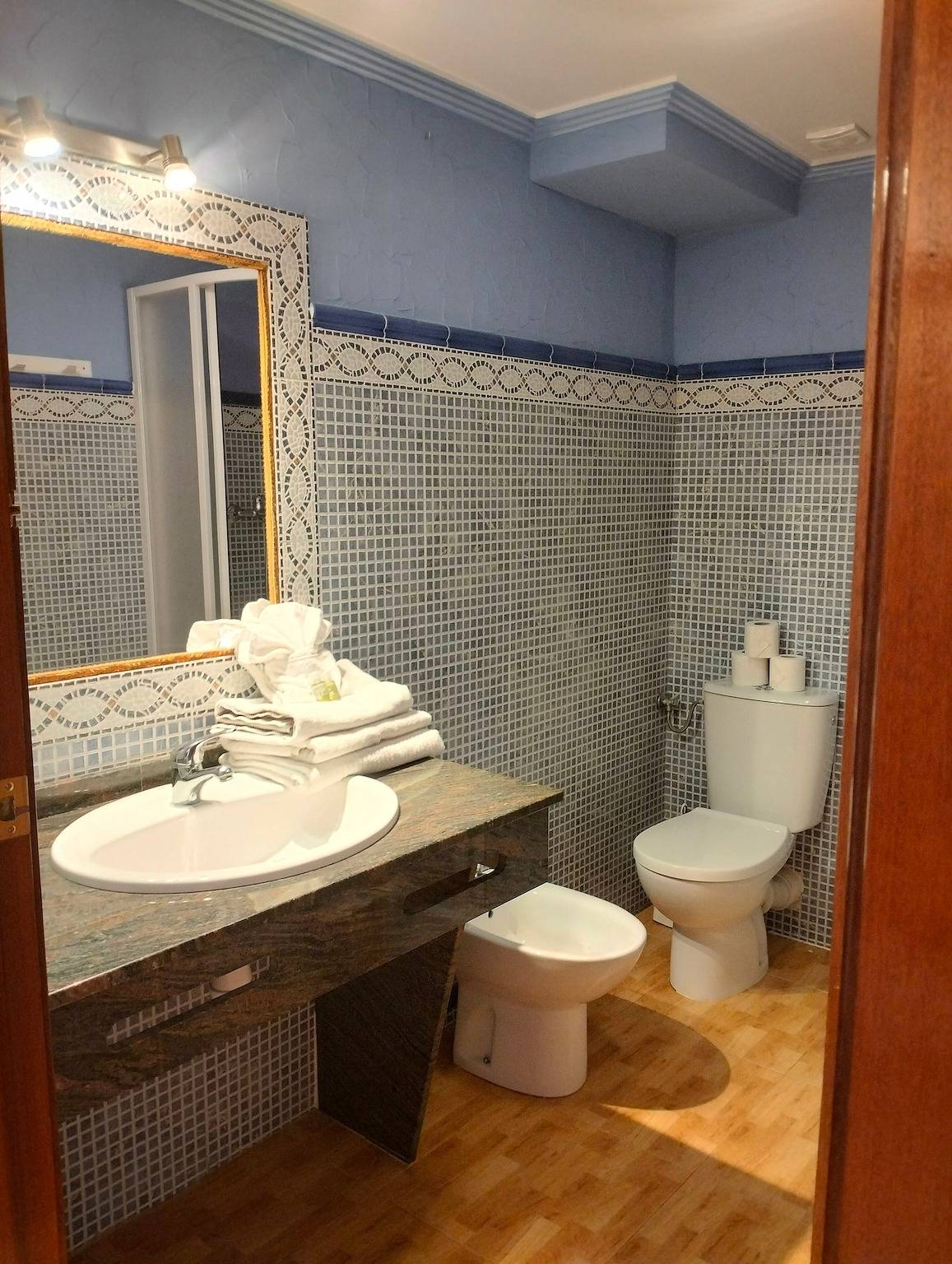 Apartamento en hotel 'Unique Apartahotel 4-3' con balcón, Wi-Fi y aire acondicionado in Torrevieja Centro, Torrevieja
