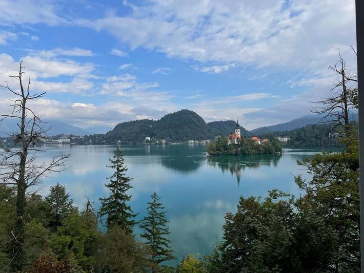 Ferienhaus für 6 Personen, mit Balkon und Terrasse sowie Garten und Seeblick in Bled - 2