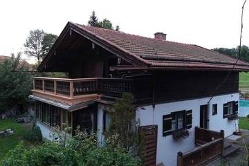 Ferienwohnung für 6 Personen, mit Pool und Garten sowie Balkon, mit Haustier in Gmund