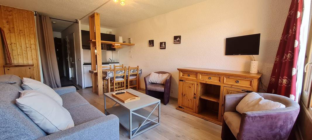 Gîte pour 4 personnes, avec balcon dans Office De Tourisme Des Deux Alpes Front De Neige - 4