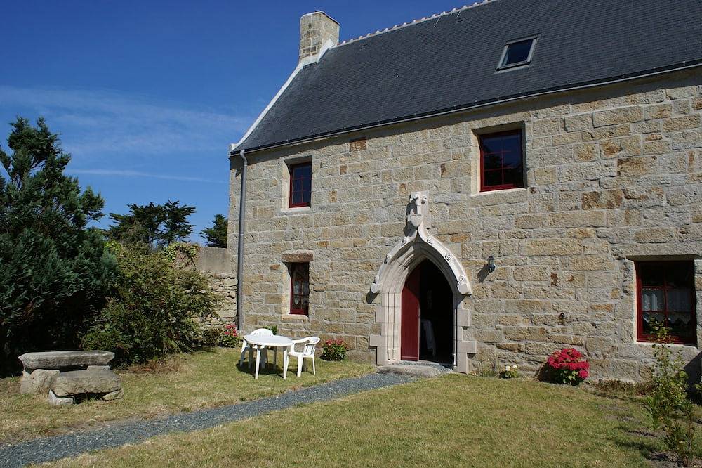 Gîte pour 10 Personnes dans Penmarch, Région de Quimper