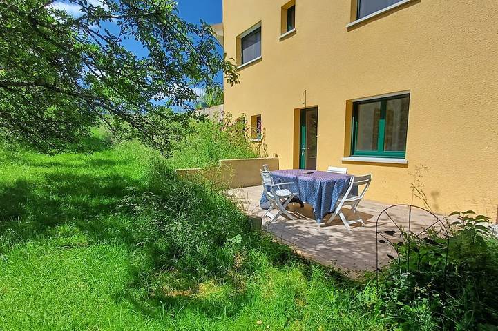 Gîte pour 4 personnes, avec jardin et terrasse dans Fertans