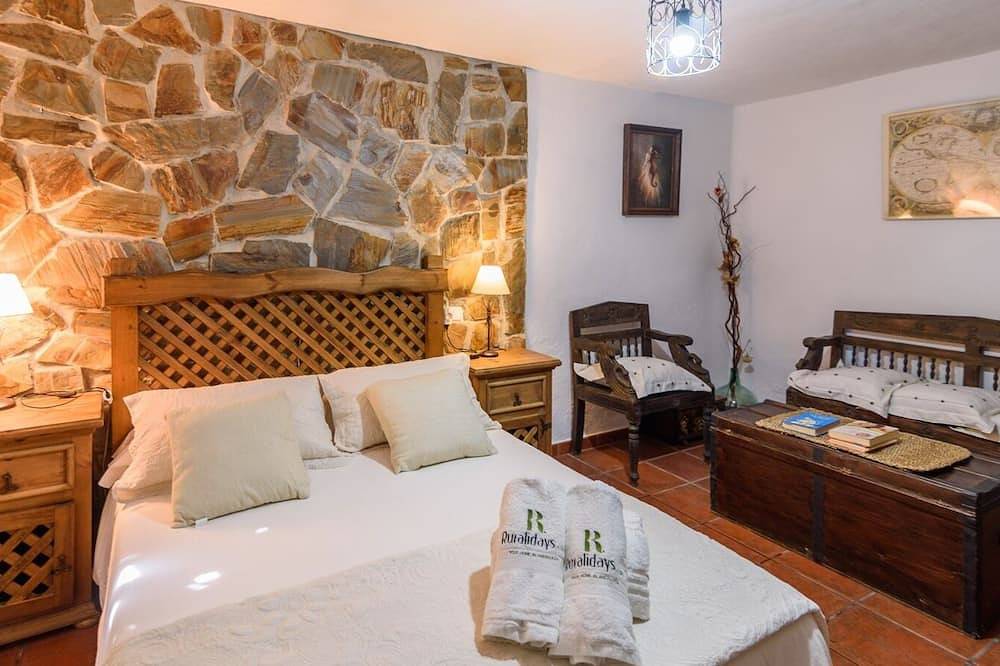 Casa Rural la Sacri Guaro by Ruralidays in Guaro, Sierra de las Nieves