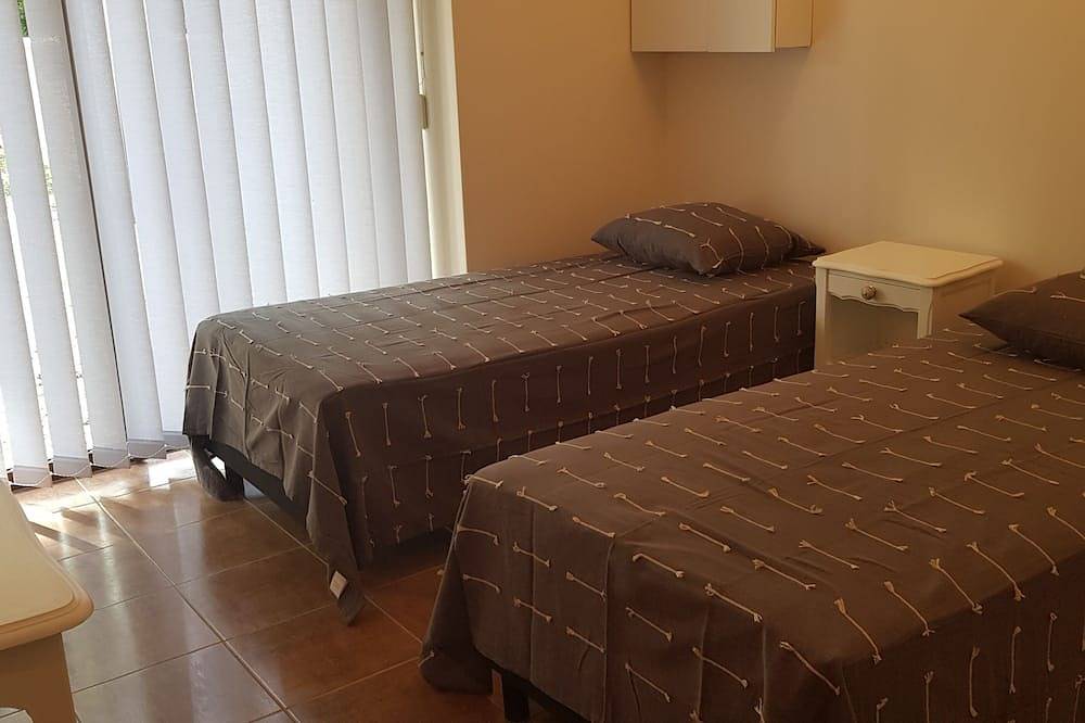 Large country cottage ideal for families or friends near Beauval Zoo in Selles-sur-Cher, Romorantin-Lanthenay und Umgebung