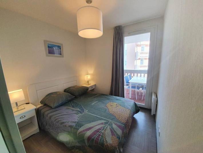 Gîte pour 4 personnes, avec vue ainsi que terrasse et piscine dans Thermes de Gréoux les Bains - 4