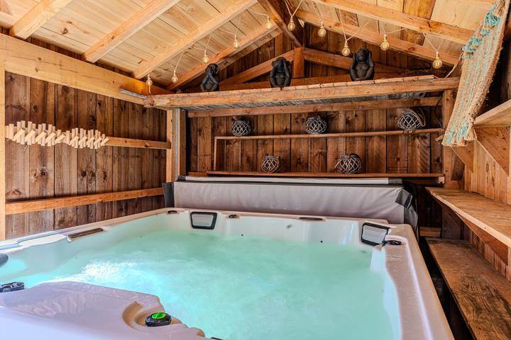 Maison de vacances « Profitez du spa toute l'année » avec terrasse privée, jardin et Wi-Fi in La Teste-de-Buch, Région d'Arcachon