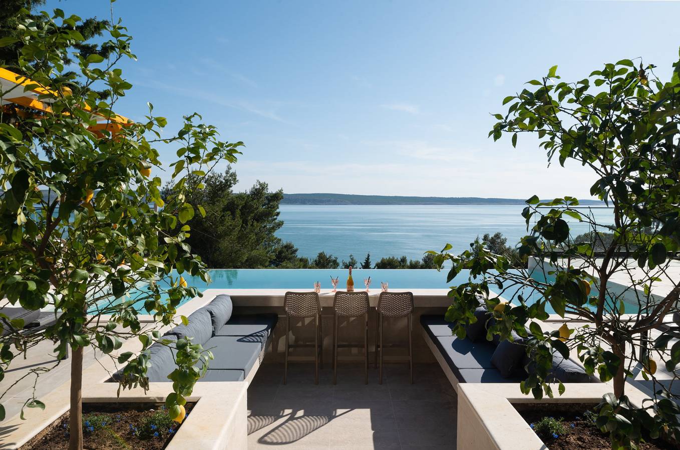 Villa for 14 personer med balkong / terrasse in Starigrad Paklenica, Starigrad