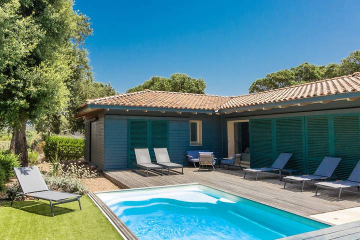 Villa pour 8 personnes, avec jardin et piscine en Corse - 2