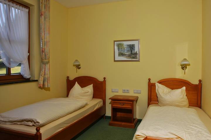 Ferienwohnung für 2 Personen, mit Garten und Ausblick sowie Sauna in Sorge - 4