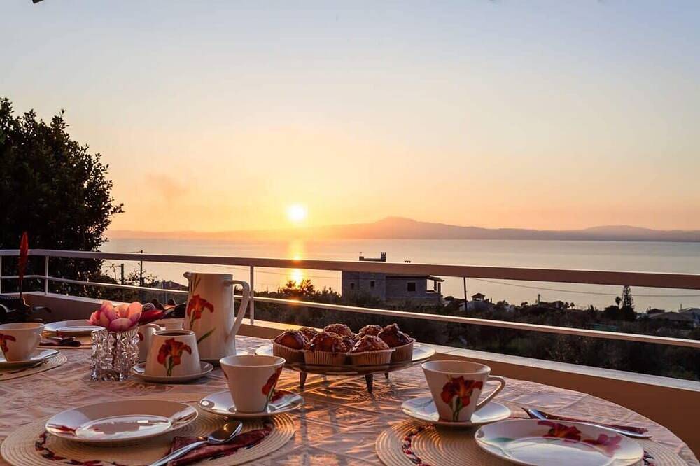 Casa vacanza a Messenia a partire da 195€ a notte