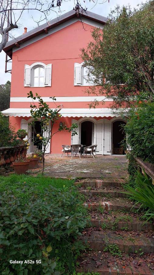 La Vignetta Villa con giardino in Alassio, Riviera di Ponente