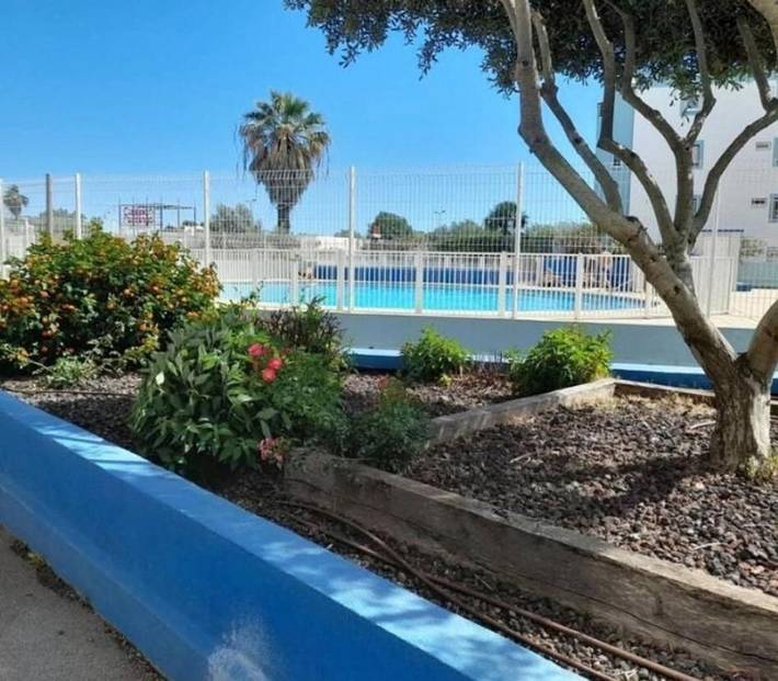 Gîte pour 3 personnes, avec Terrasse et Jardin ainsi que Bassin pour enfant et Piscine dans Flamingo Casino Le Grau Du Roi - 2